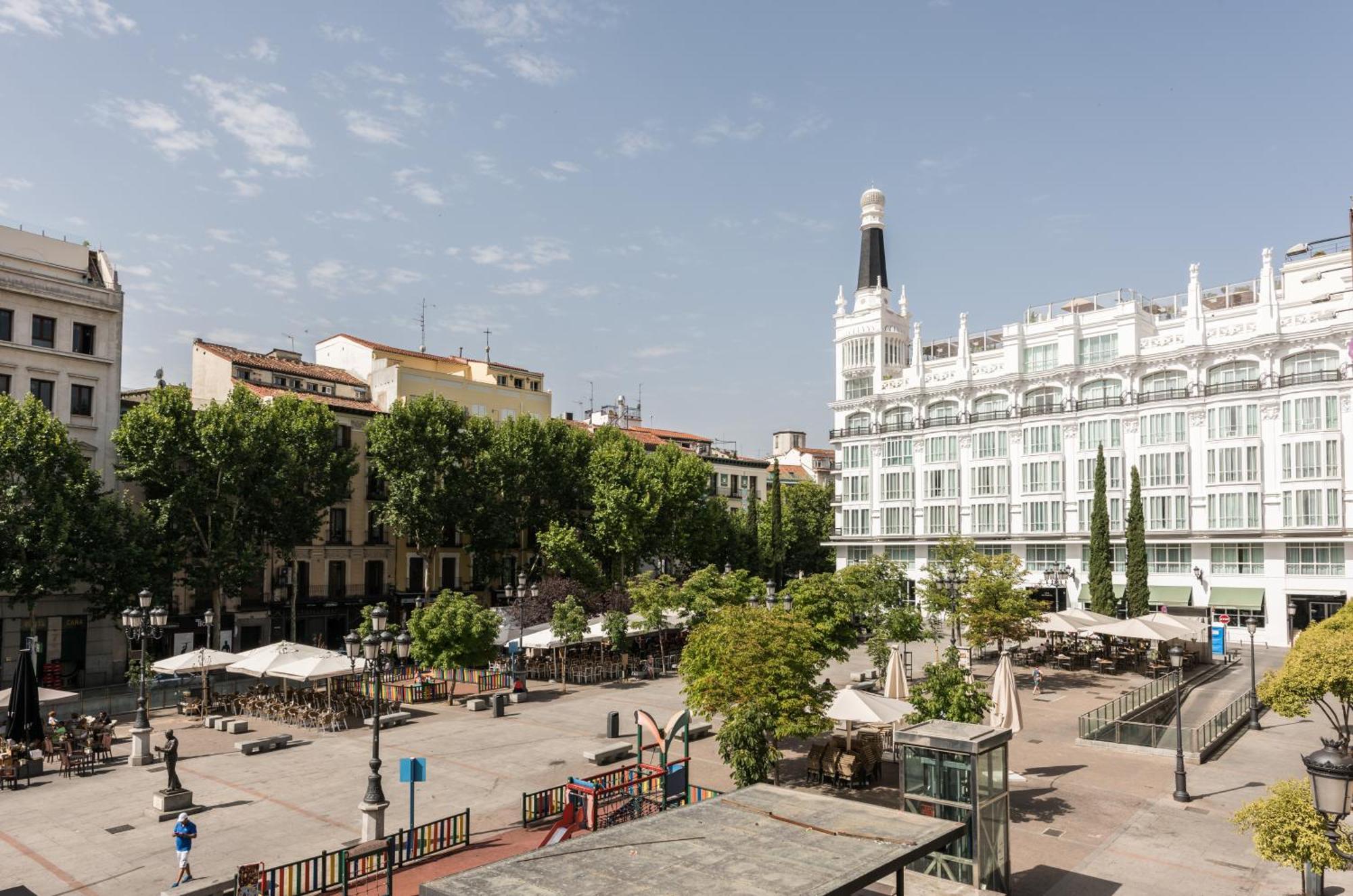 Santa Ana Plaza Apartment Madrid Room photo