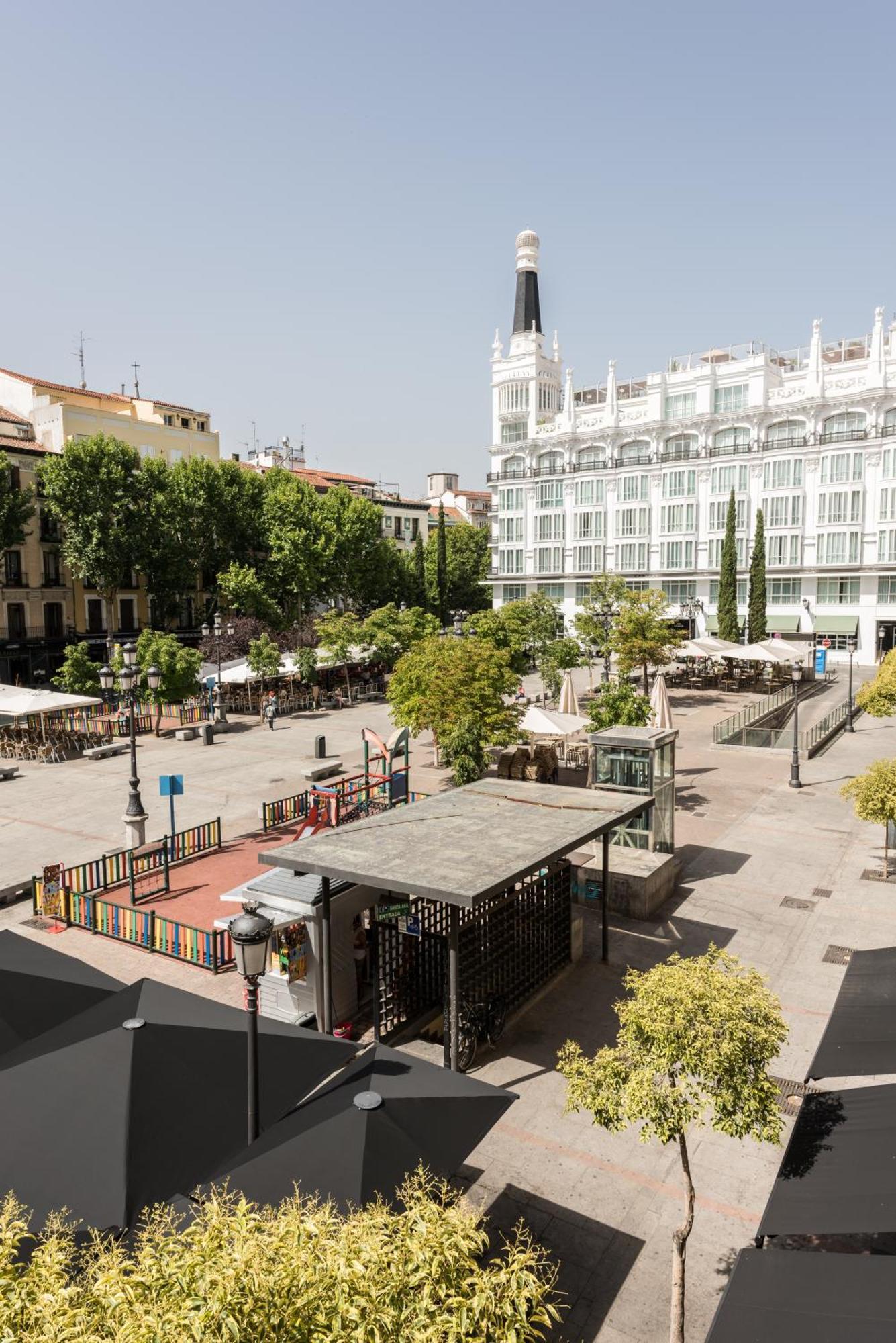 Santa Ana Plaza Apartment Madrid Room photo