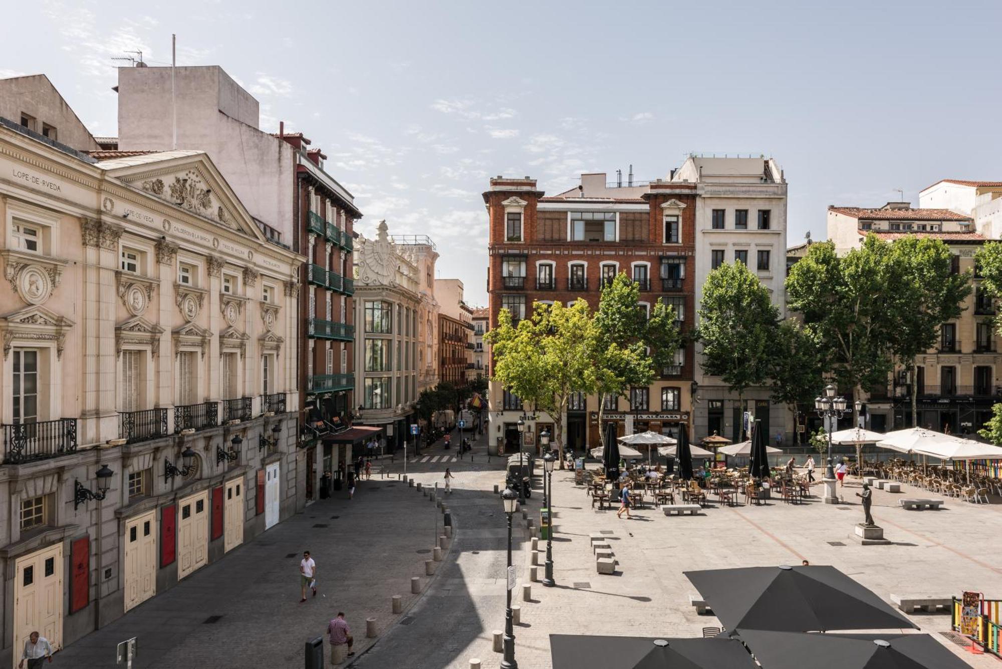 Santa Ana Plaza Apartment Madrid Room photo