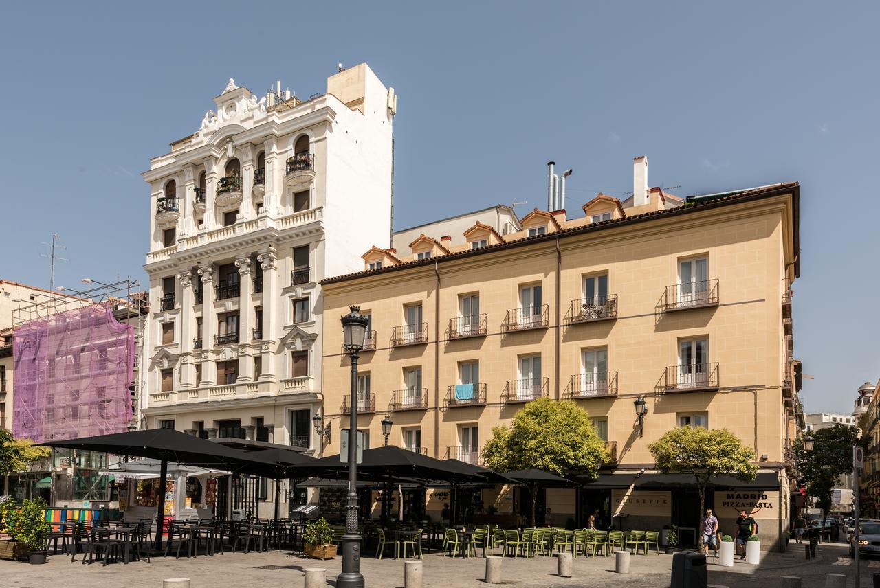 Santa Ana Plaza Apartment Madrid Room photo
